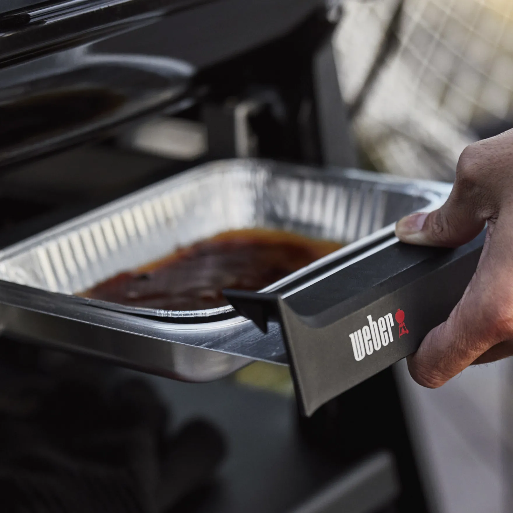 Lumin® Outdoor-Elektrogrill mit Stand
